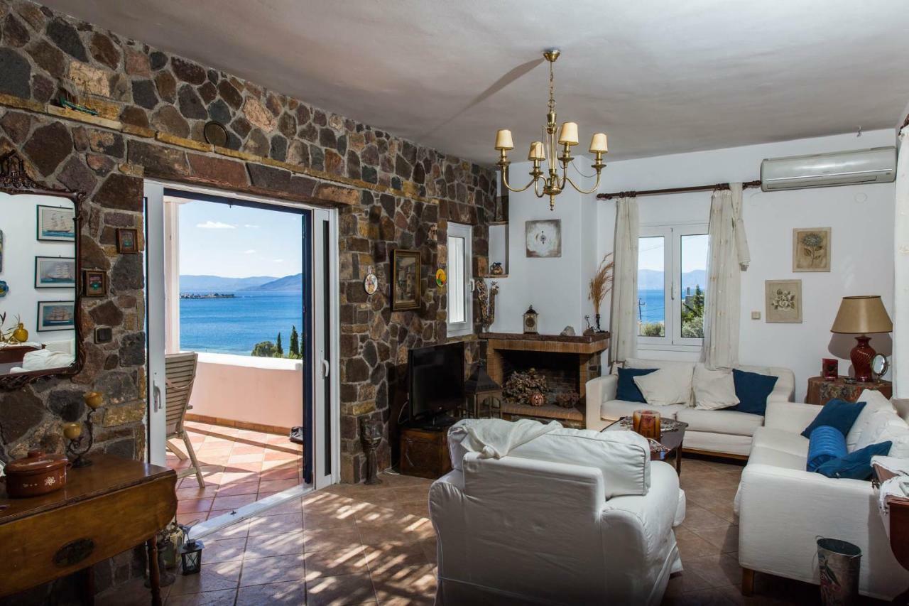 Villa Euphoria In Aegina, A' Marathonas Bay Exterior photo